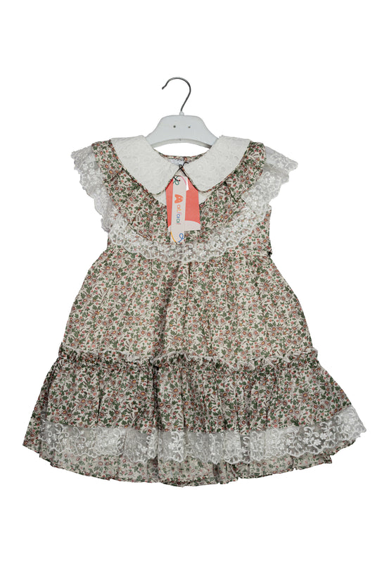 Vintage-Inspired Floral Dress with Leggings